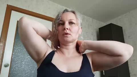 edithmanning online show from June 11, 10:57 am