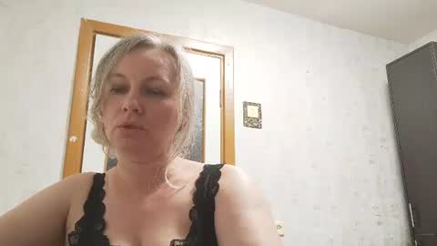 edithmanning online show from July 31, 6:07 pm