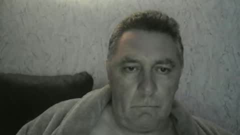 Snapshot of edje59a chatting on November 11, 12:21 am Eddy online show from November 11, 12:21 am