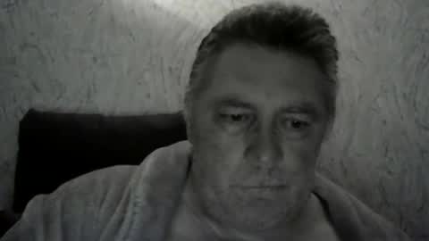 Snapshot of edje59a chatting on February 14, 1:02 am Eddy online show from February 14, 1:02 am