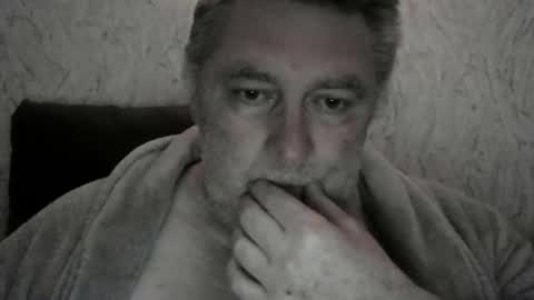 Snapshot of edje59a chatting on February 16, 12:51 am Eddy online show from February 16, 12:51 am