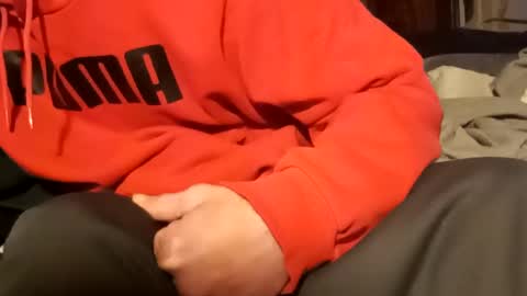 Snapshot of edmore1215 chatting on January 5, 10:29 pm edmore1215 online show from January 5, 10:29 pm