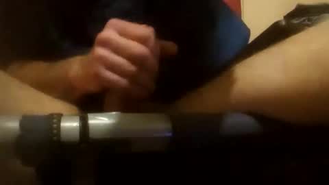 Snapshot of edmore1215 chatting on December 4, 11:02 pm edmore1215 online show from December 4, 11:02 pm