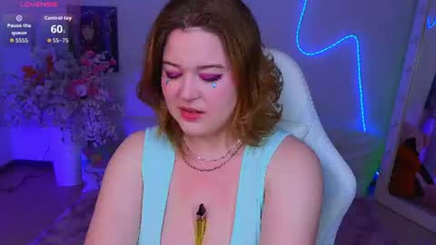 ednaadamse online show from July 4, 10:43 am