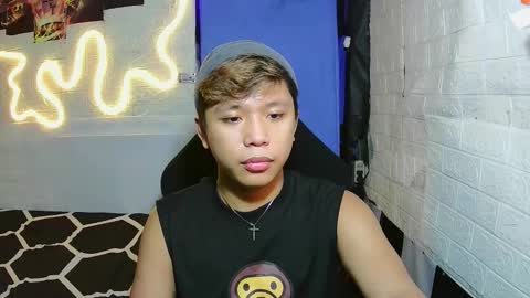 urasian chub online show from December 13, 8:25 pm