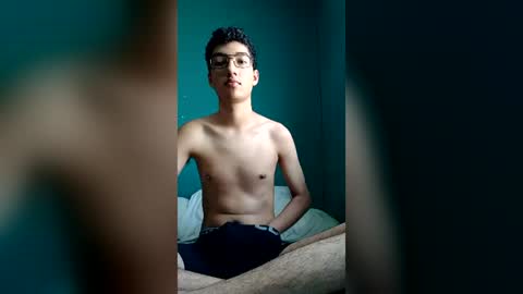 Snapshot of edulatin08 chatting on June 18, 7:18 pm Eduardo online show from June 18, 7:18 pm