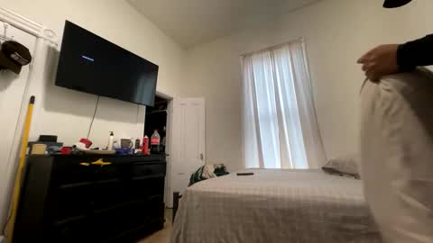 edvmendez1766 online show from February 17, 7:09 pm