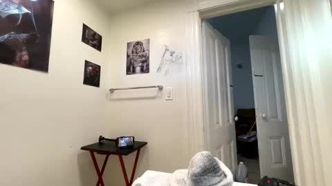 edvmendez1766 online show from March 28, 2:49 pm