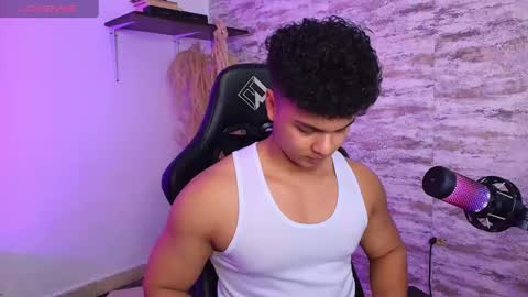 Snapshot of edward__clarck chatting on October 6, 12:30 am EDWARD CLARCK online show from October 6, 12:30 am