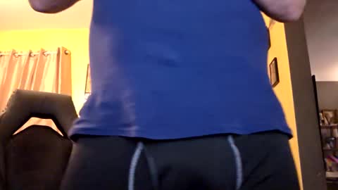 Snapshot of edwardaims_2please chatting on September 30, 2:38 am edwardaims_2please online show from September 30, 2:38 am