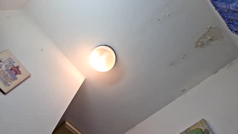 Snapshot of edwardaims_2please chatting on October 14, 10:54 pm edwardaims_2please online show from October 14, 10:54 pm