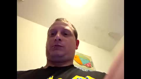 Snapshot of edwardaims_2please chatting on October 16, 9:49 pm edwardaims_2please online show from October 16, 9:49 pm