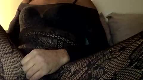 Edwardjojo22 online show from November 21, 2:10 am