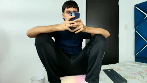 Edwin online show from June 12, 1:21 pm