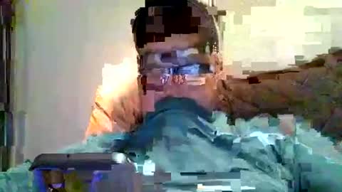 Snapshot of edwins777 chatting on May 4, 6:59 pm Nicky789 online show from May 4, 6:59 pm