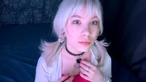 Rachel online show from December 3, 7:01 pm