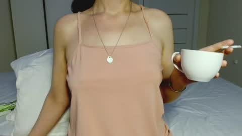 Snapshot of eelena4kiss chatting on July 2, 8:48 pm eelena4kiss online show from July 2, 8:48 pm