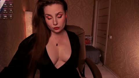 eesmaaarr online show from February 17, 11:44 pm