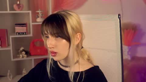 EVA NON NUDE online show from July 10, 5:37 pm