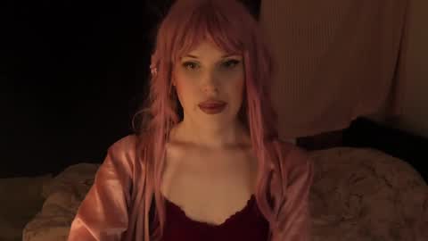 Snapshot of effiemur chatting on January 10, 4:09 pm Effie Mur online show from January 10, 4:09 pm