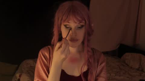 Snapshot of effiemur chatting on January 15, 3:18 pm Effie Mur online show from January 15, 3:18 pm