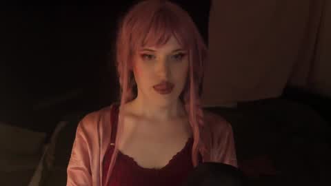 Snapshot of effiemur chatting on January 24, 6:35 pm Effie Mur online show from January 24, 6:35 pm