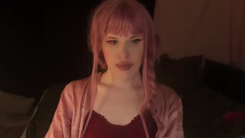 Snapshot of effiemur chatting on January 25, 9:26 am Effie Mur online show from January 25, 9:26 am