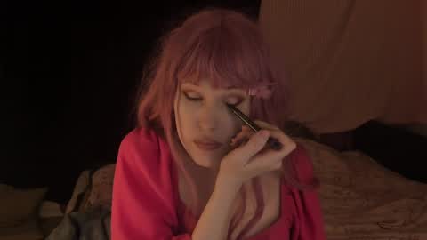 Snapshot of effiemur chatting on February 2, 3:07 pm Effie Mur online show from February 2, 3:07 pm