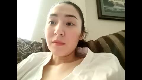 Snapshot of effy007 chatting on December 10, 10:17 am Effy online show from December 10, 10:17 am