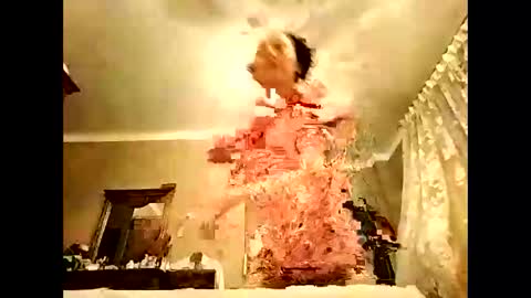 Snapshot of effy007 chatting on February 25, 2:44 pm Effy online show from February 25, 2:44 pm