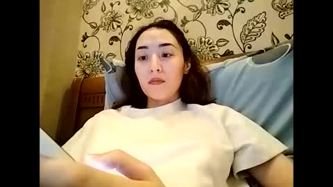 Snapshot of effy007 chatting on December 2, 10:31 am Effy online show from December 2, 10:31 am