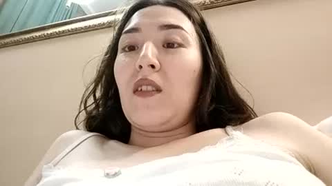 Effy online show from June 14, 4:31 pm