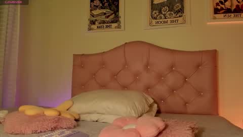 effy online show from October 31, 4:24 am