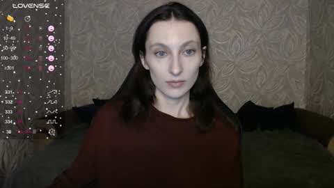 Snapshot of effy_gray chatting on November 25, 2:22 am Anna online show from November 25, 2:22 am