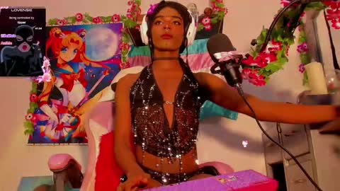 Snapshot of effy_marinn chatting on October 8, 12:58 pm effy_marinn online show from October 8, 12:58 pm