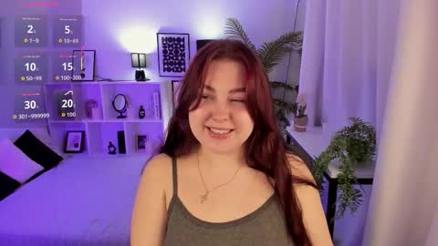 Snapshot of effyblush chatting on November 4, 1:43 pm Effy online show from November 4, 1:43 pm