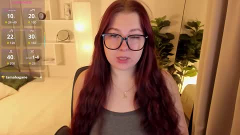 Snapshot of effyblush chatting on November 16, 1:28 pm Effy online show from November 16, 1:28 pm