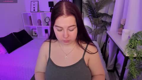 Snapshot of effyblush chatting on November 23, 1:22 pm Effy online show from November 23, 1:22 pm