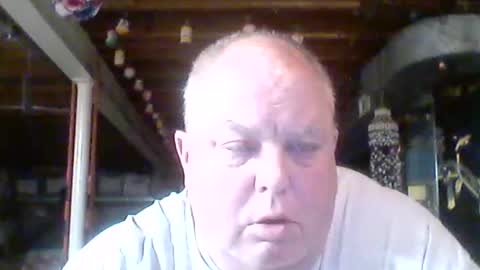 Snapshot of efriff chatting on June 21, 11:02 am efriff online show from June 21, 11:02 am