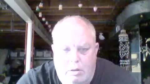 Snapshot of efriff chatting on July 24, 9:35 pm efriff online show from July 24, 9:35 pm
