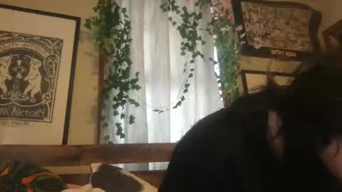 eggnog_and_booty online show from April 28, 9:09 pm