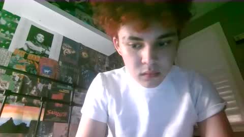 eighte3nyroldfag online show from March 17, 12:04 am