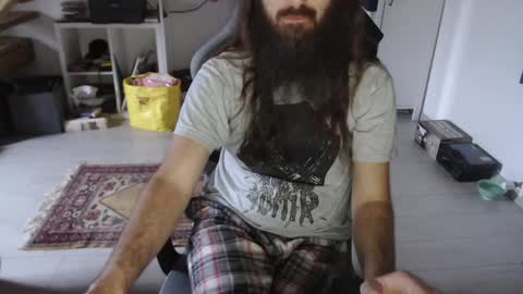 Snapshot of eighthundredeightyeight chatting on December 19, 10:33 am eighthundredeightyeight online show from December 19, 10:33 am