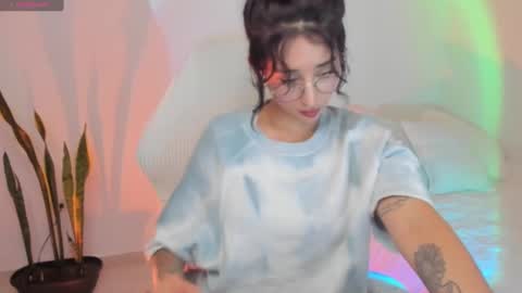 Snapshot of eileenford chatting on February 11, 11:22 pm   EileenFord    online show from February 11, 11:22 pm