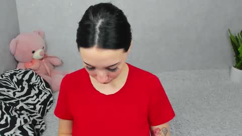 Snapshot of eileenmoores chatting on January 9, 5:59 pm eileenmoores online show from January 9, 5:59 pm