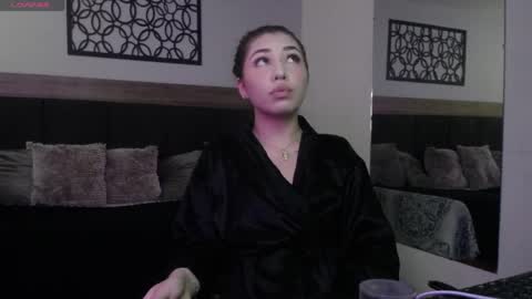 EILIN PINK online show from April 23, 12:40 pm
