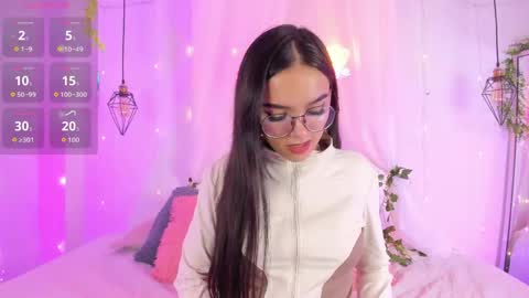 eimy_rosse18 online show from April 13, 1:05 pm
