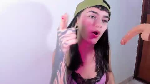 Snapshot of eimy_salome15 chatting on July 1, 6:07 pm eimy_salome15 online show from July 1, 6:07 pm
