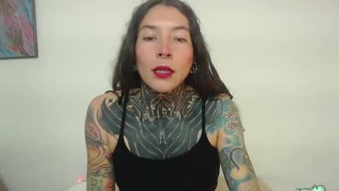 Snapshot of eimytatto_ chatting on January 5, 9:57 pm Carla online show from January 5, 9:57 pm