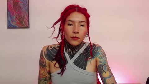 Snapshot of eimytatto_ chatting on February 6, 2:44 am Carla online show from February 6, 2:44 am